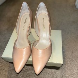 Franco Sarto Cream leather pumps